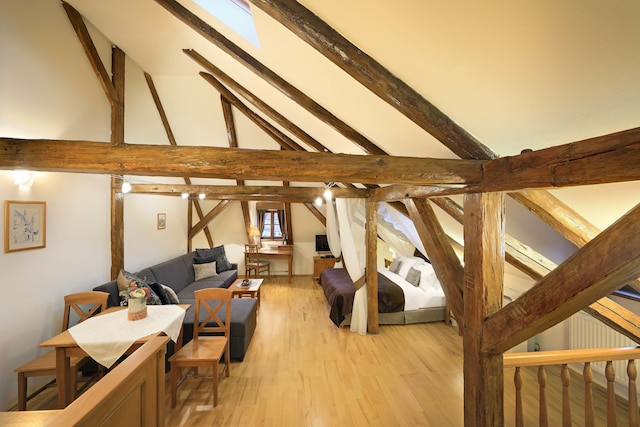 カステル ビュー アパートメンツ