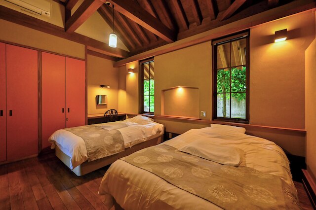 湯富里の宿 一壷天