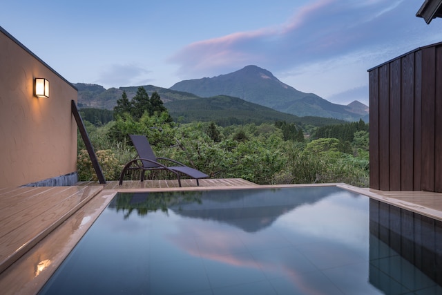 湯富里の宿 一壷天