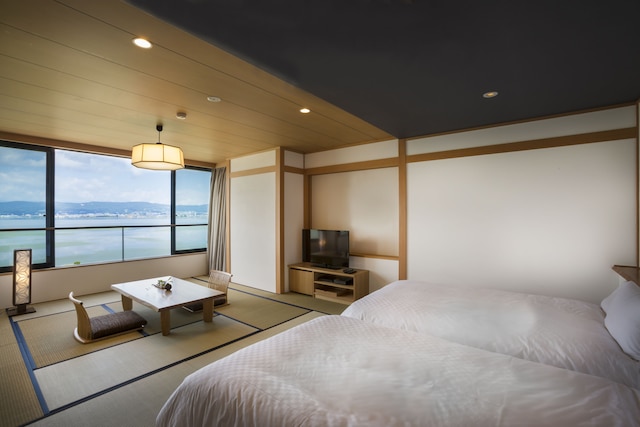 寛ぎの諏訪の湯宿 萃 sui- 諏訪湖