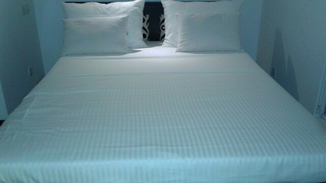 ラッシュ レイクサイド ヴィラ