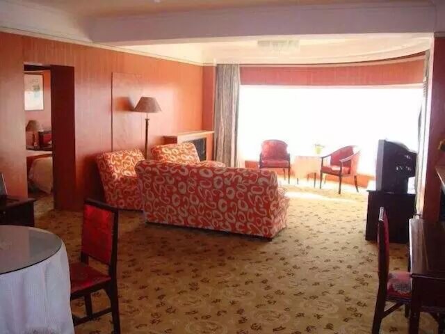 青島ドンハイ ホテル (青岛东海大酒店)