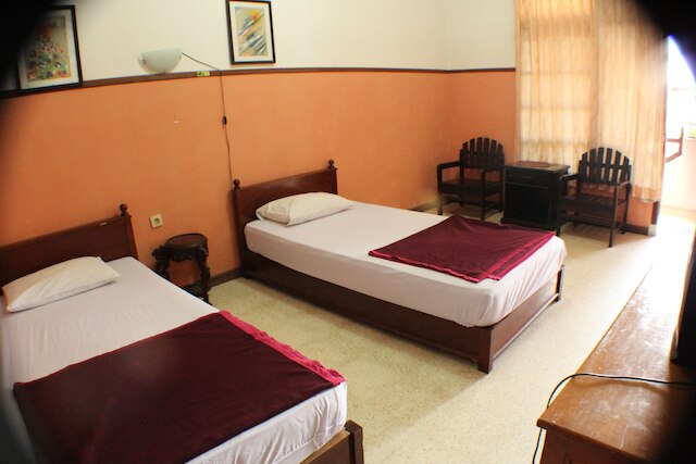 アナンダ ホテル