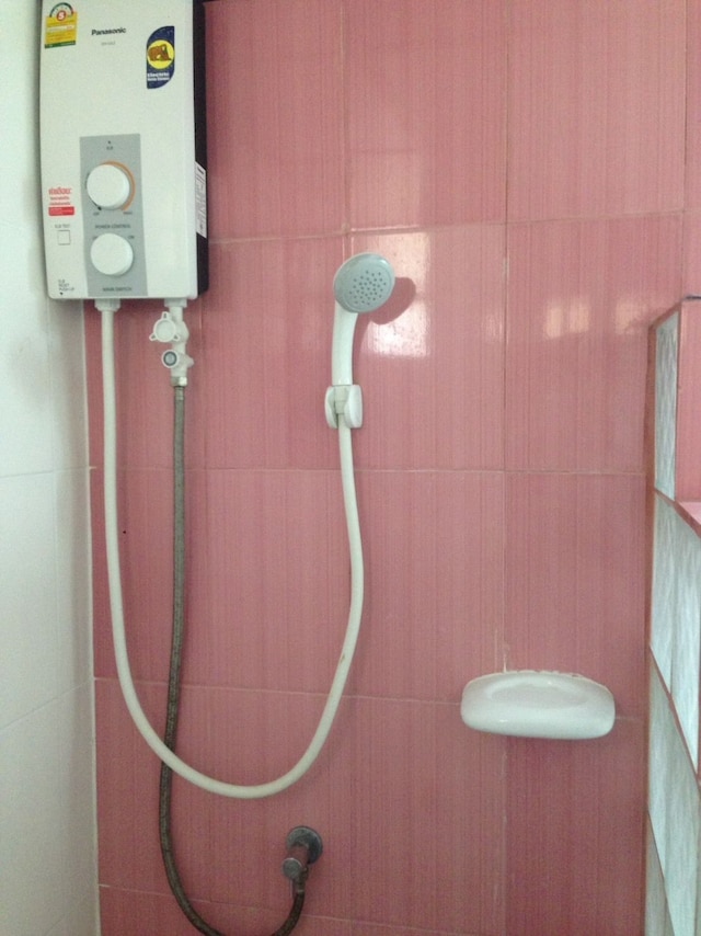 ヤオワマル アパートメント