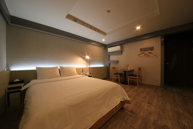 ホテル エム ストーリー