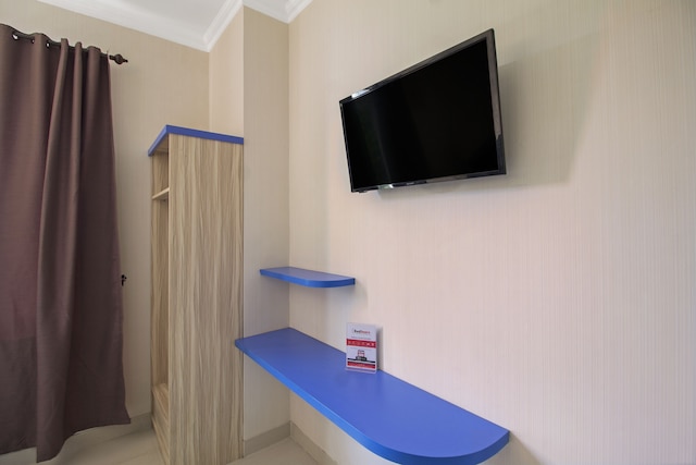 レッドドアーズ プラス アット シデン バラット