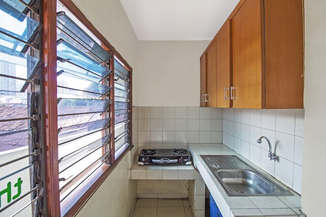 レッドドアーズ プラス ニア シプトラ ワールド クニンガン 2