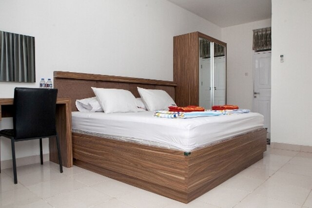 レッドドアーズ プラス ニア スカジャデ 2