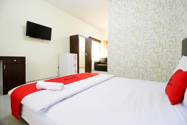 レッドドアーズ アット スワカルヤ カリウラン