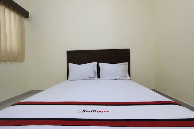 レッドドアーズ アット スワカルヤ カリウラン