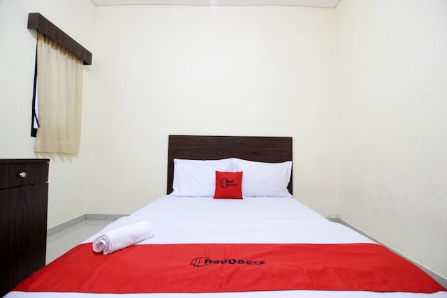 レッドドアーズ アット スワカルヤ カリウラン