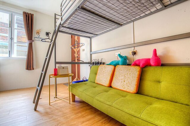 マイディア バックパッカーズ (我鹿背包輕旅)