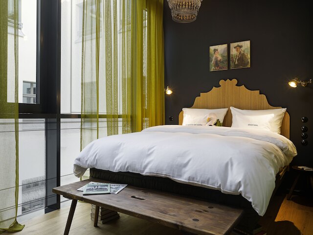 25 アワーズ ホテル ザ ロイヤル ババリアン