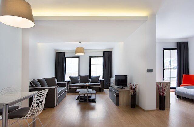 ニッシュ スイート アタシェヒル