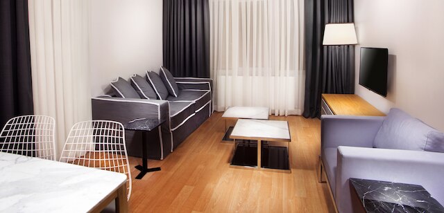 ニッシュ スイート アタシェヒル