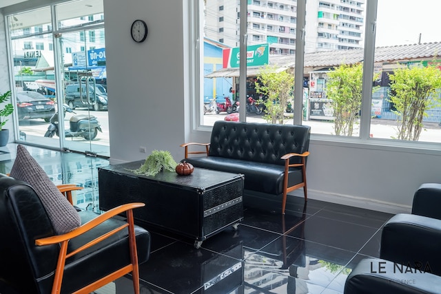 ル ナラ レジデンス