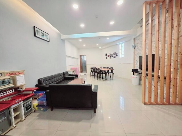 キュー ハウス (Q 屋民宿)