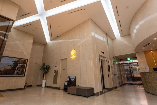 ザ リーセンツ トンデムン ホテル