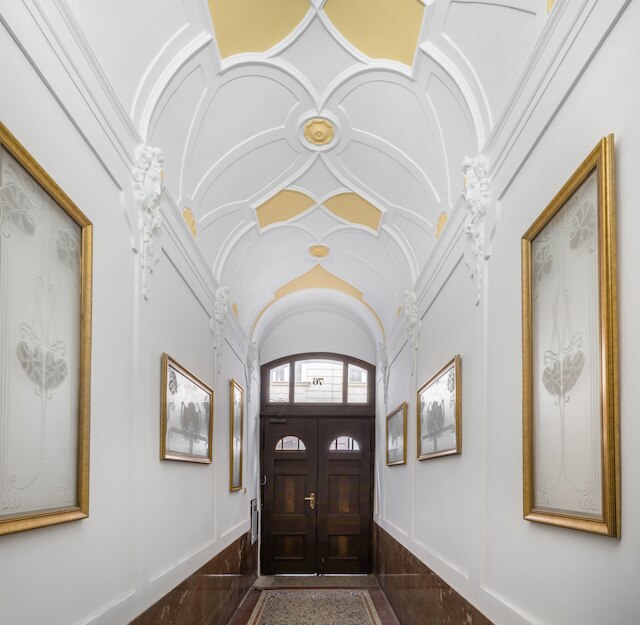 モルデカイトゥエルブアパートメントバイアドレズリビング