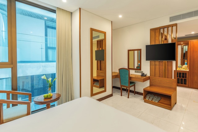 マンディラ ビーチ ホテル ダナン