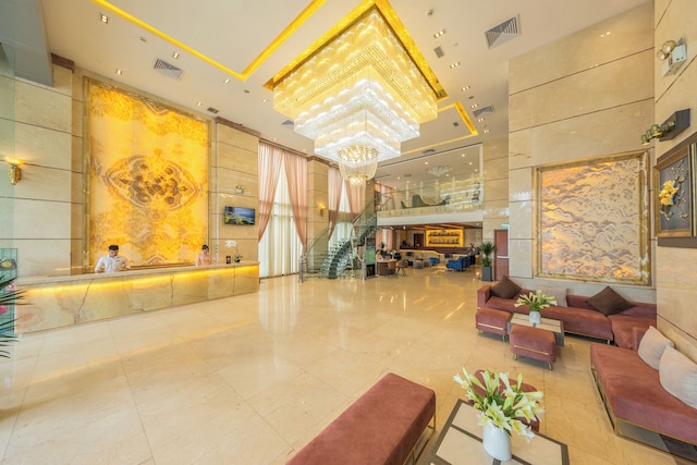 マンディラ ビーチ ホテル ダナン