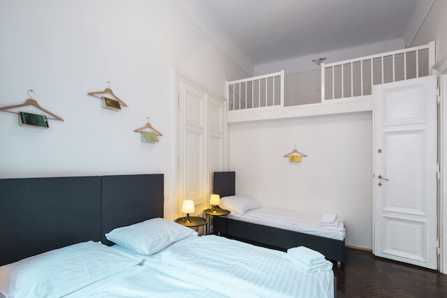 ヒベルンスカ アパートメンツ