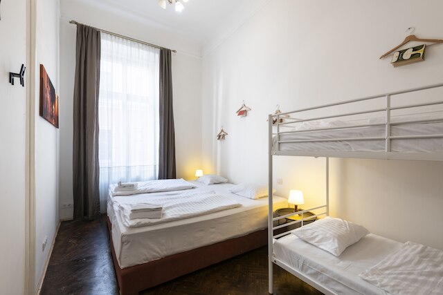 ヒベルンスカ アパートメンツ