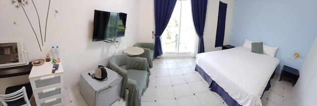 ボヘミアン ホリデイ イン (波希米亞渡假會館)