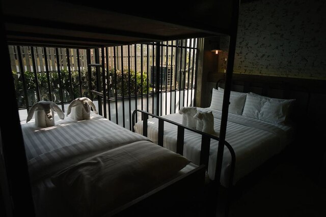 スーク ステーション