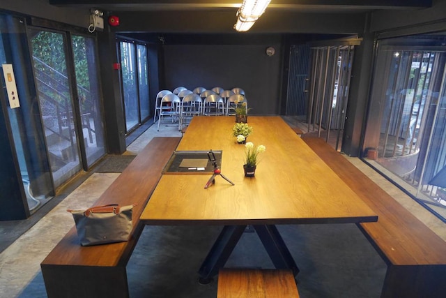 スーク ステーション