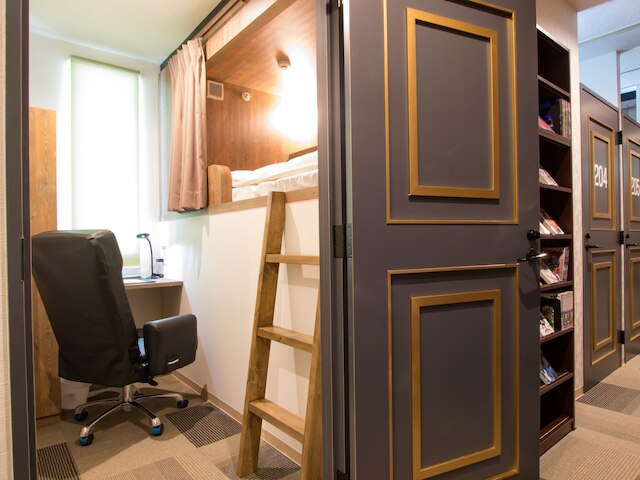 Comics & CapsuleHotel コミカプ札幌すすきの