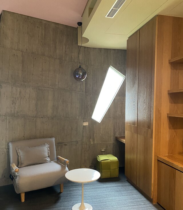 スモーキング ロック リゾート (冒煙的石頭溫泉度假旅館)