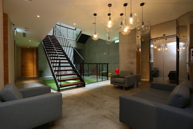 スモーキング ロック リゾート (冒煙的石頭溫泉度假旅館)