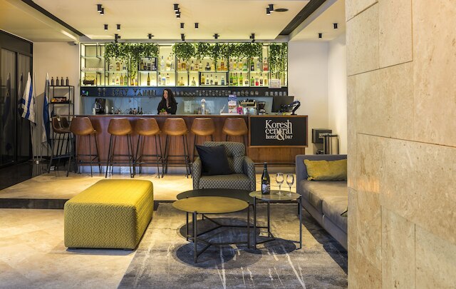 コレシュ ホテル