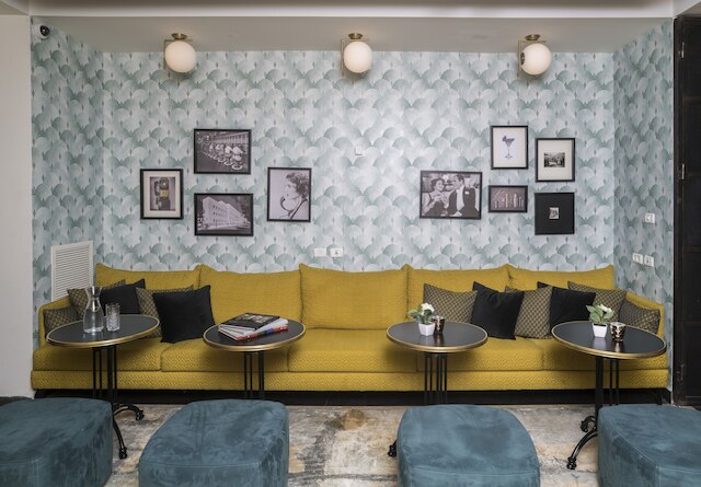 コレシュ ホテル