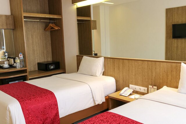 ウエスト ポイント ホテル