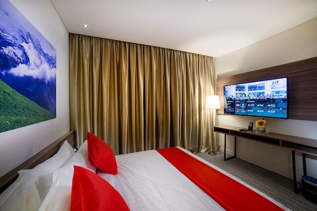 リッカートン カプセル ホテル