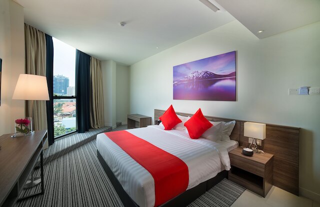 リッカートン カプセル ホテル