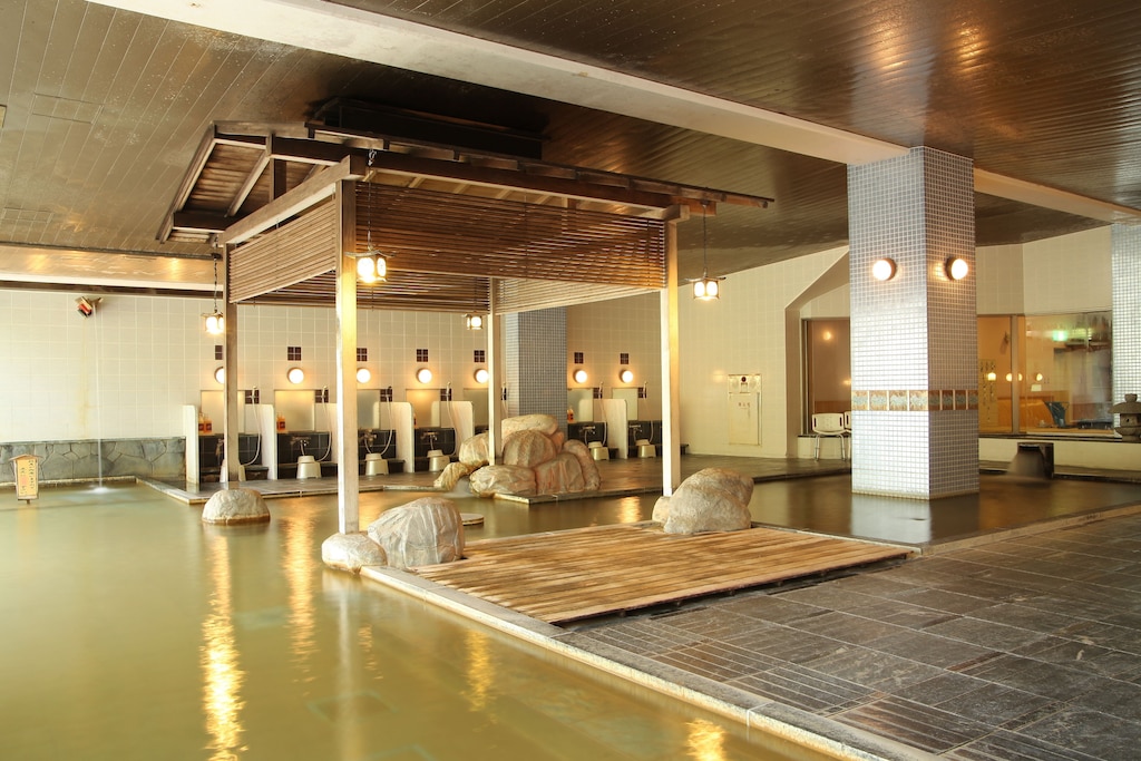 4.ホテル十和田荘