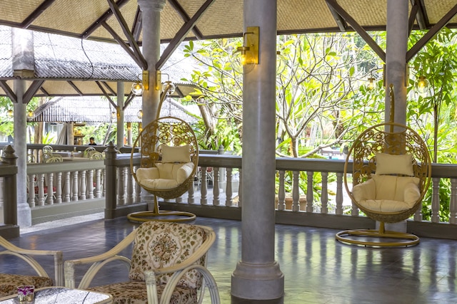 レッツ ハイド パタヤ リゾート & ヴィラズ