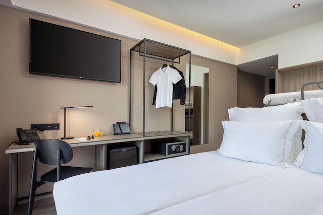 カジュアル クビック アテネ ホテル