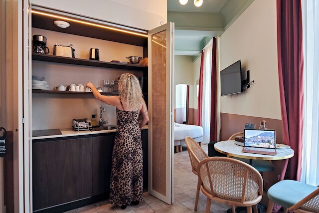 アパートホテル アミ ヴュー ニース