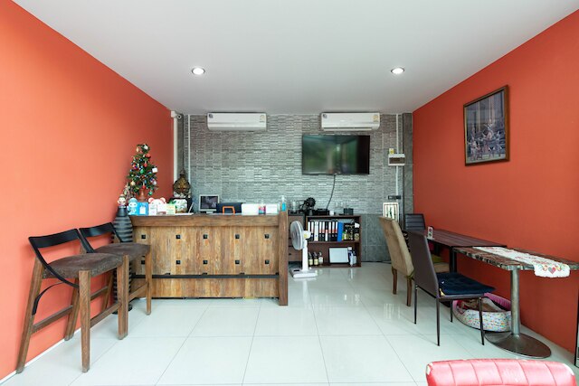 ザ プール リゾート