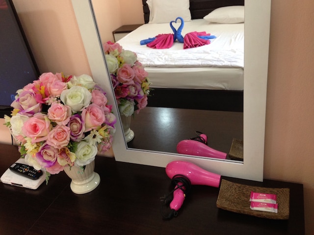 ソイ 44 ラーマ 2 ルーム フォー レント