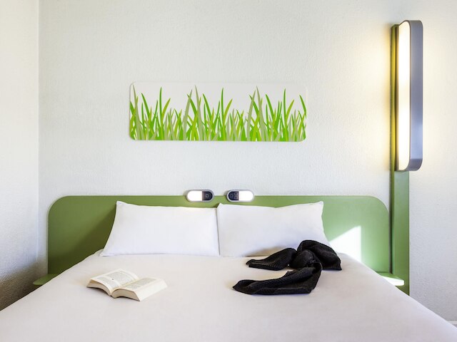 イビス バジェット オレンジ センター