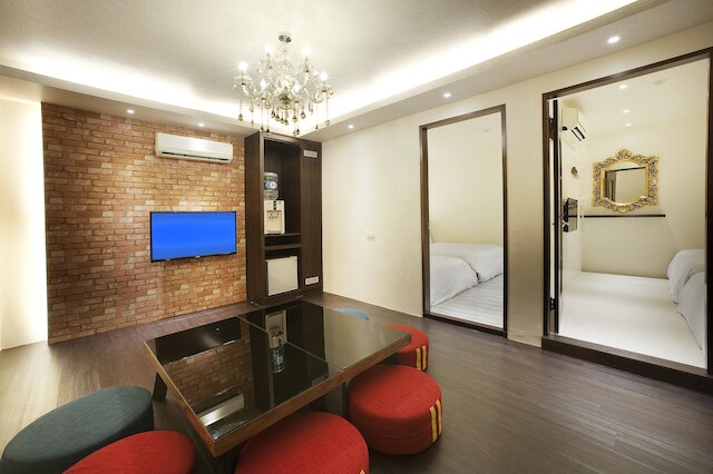 フークン 3 モーテル (福岡 3 號汽車旅館)