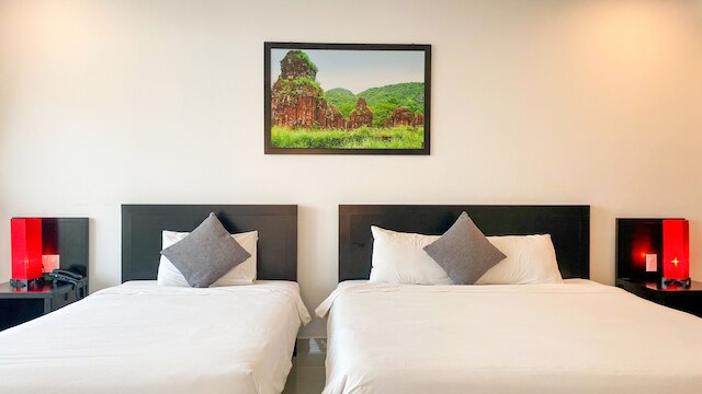 リバーサイド ホワイトハウス ブティックホテル