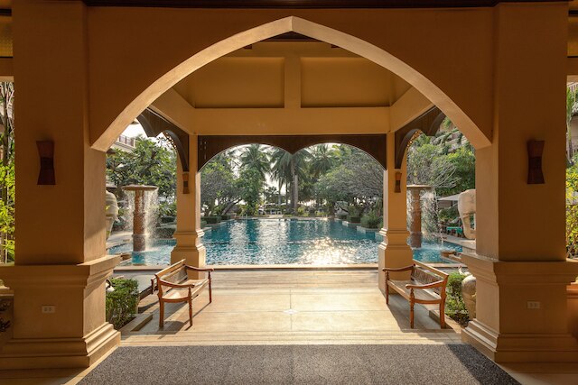 アバロン ビーチ リゾート