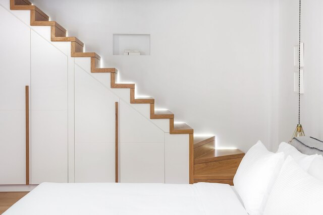 ウルバン ストライプス アテネ