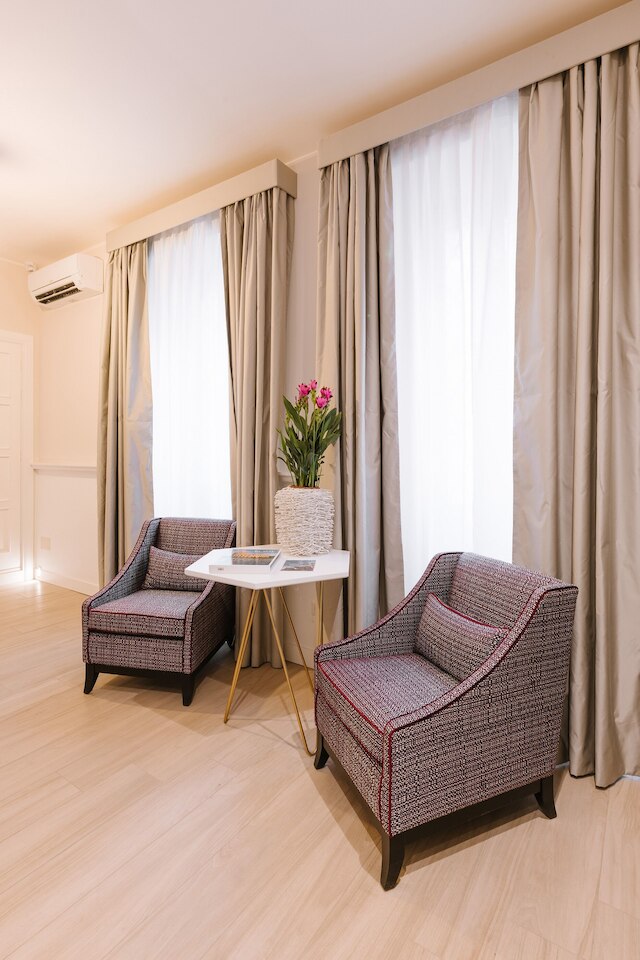 レア シルビア ラグジュアリー ナヴォーナ